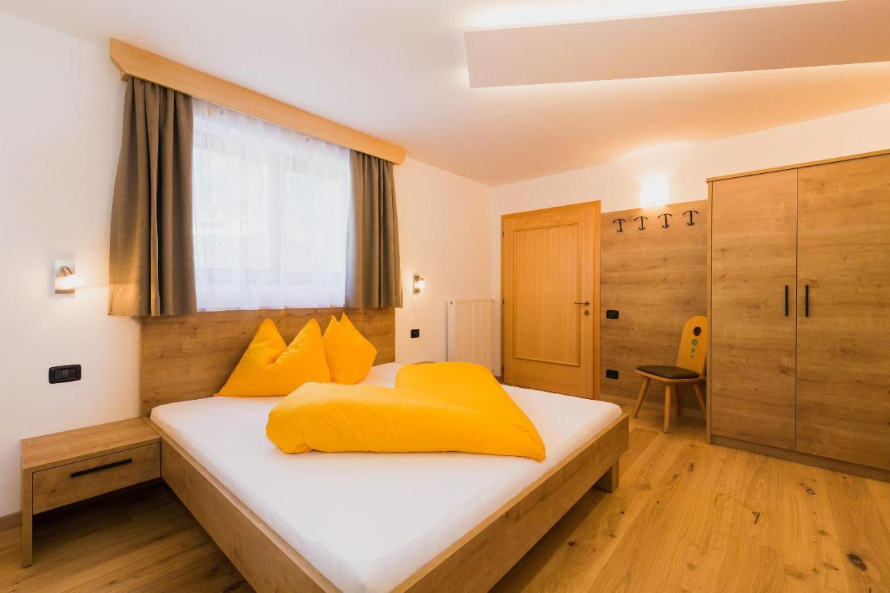 Gasthof Trausberg Corvara in Passiria Exteriör bild