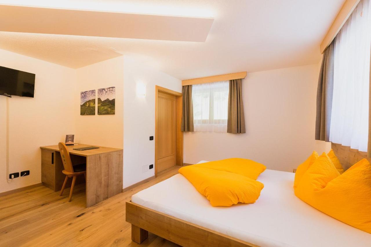 Gasthof Trausberg Corvara in Passiria Exteriör bild