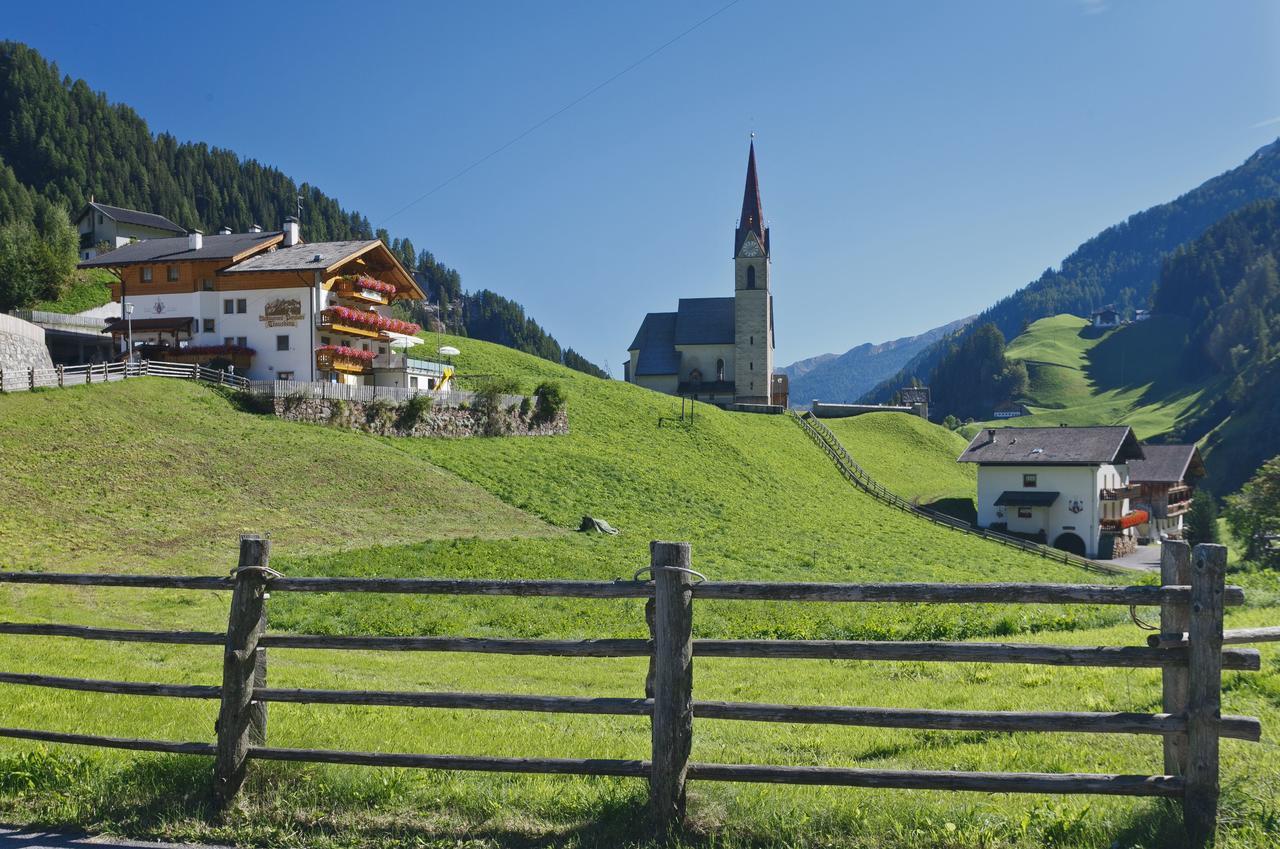Gasthof Trausberg Corvara in Passiria Exteriör bild